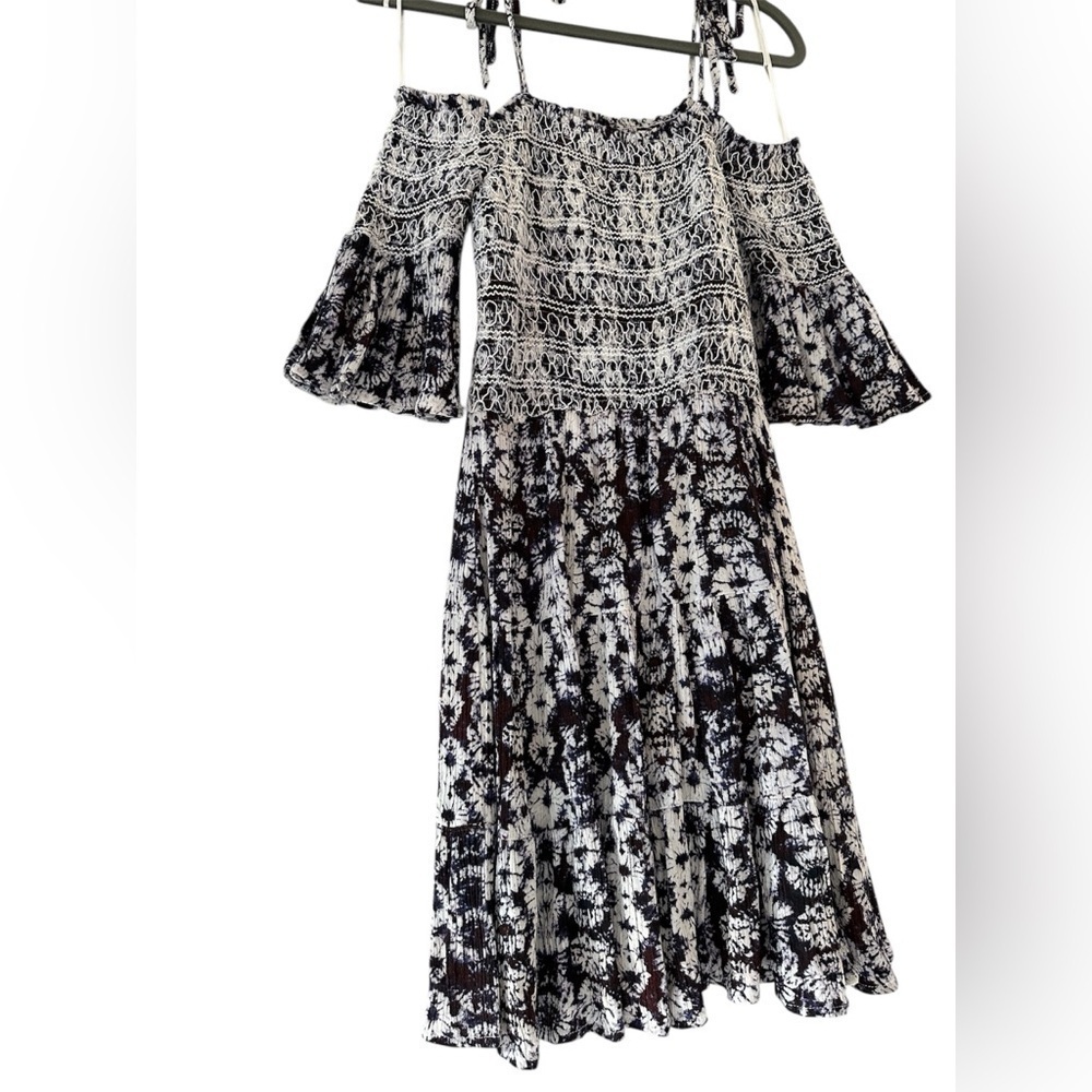 Lost and Wander Black and White Off the Shoulder Dress with Cut off Sleeves S